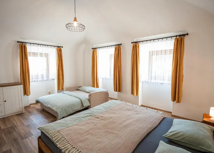 U Radich 립토브스키트로노벡